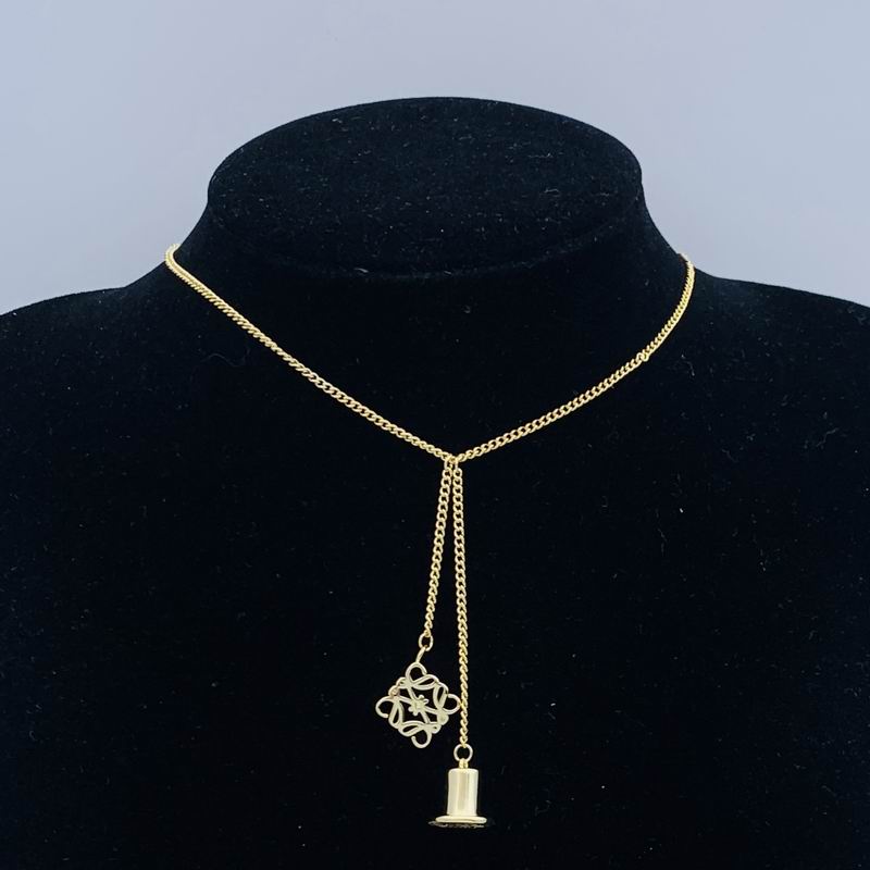 Loewe necklace 06lyx26